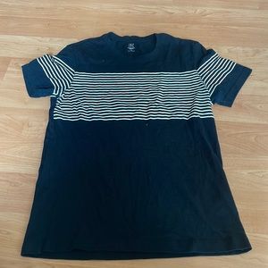 International Concepts T-shirt